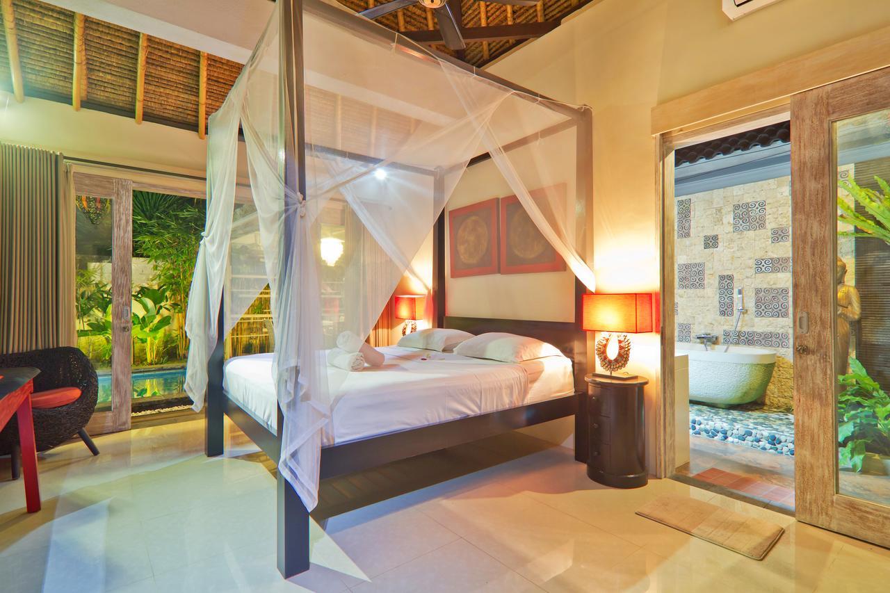 Bamboo Moon * Sanur